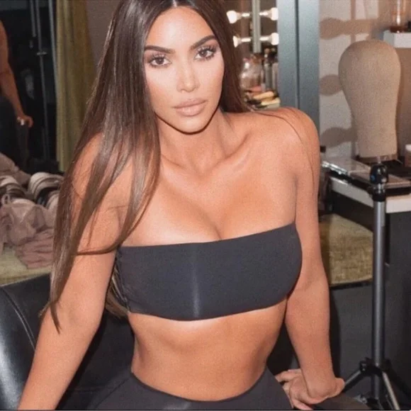 Skims Fits Everybody Bandeau Bralette Black Size 2X Smoothing Bra - Picture 1 of 6